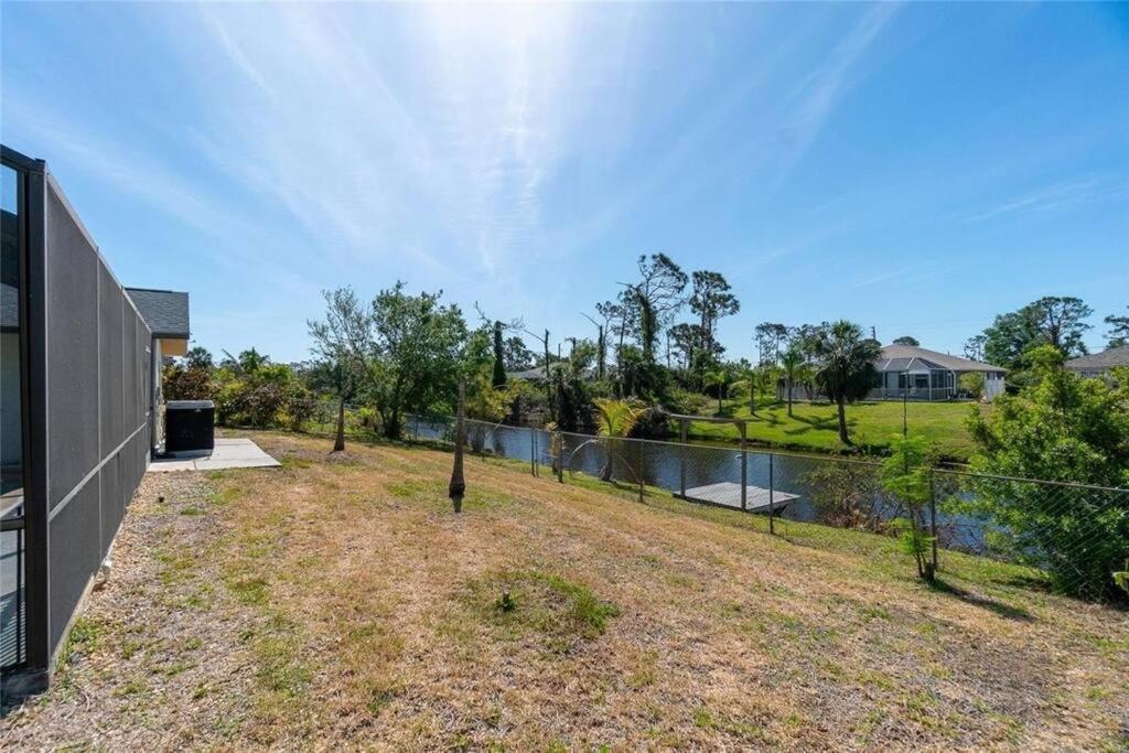 Villa Seabreeze 3-bedroom Pool Close To The Beach!!!