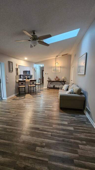 Seabreeze 3-bedroom Pool Close To The Beach!!! Port Charlotte
