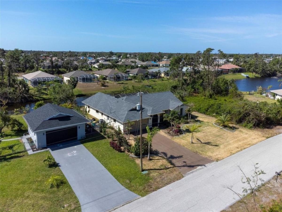 Seabreeze 3-bedroom Pool Close To The Beach!!! * Port Charlotte