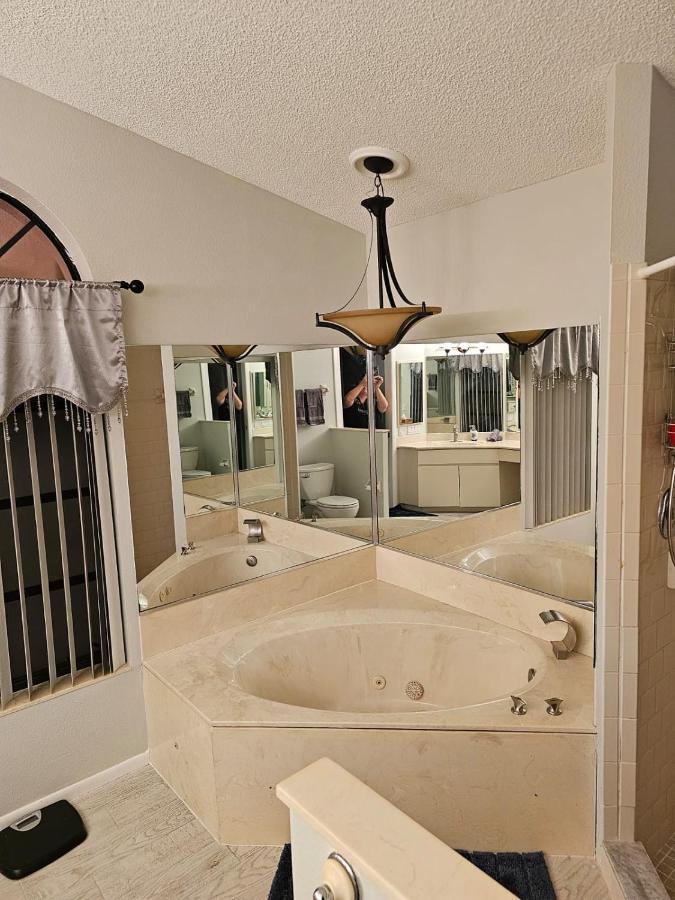 Villa Seabreeze 3-bedroom Pool Close To The Beach!!! *